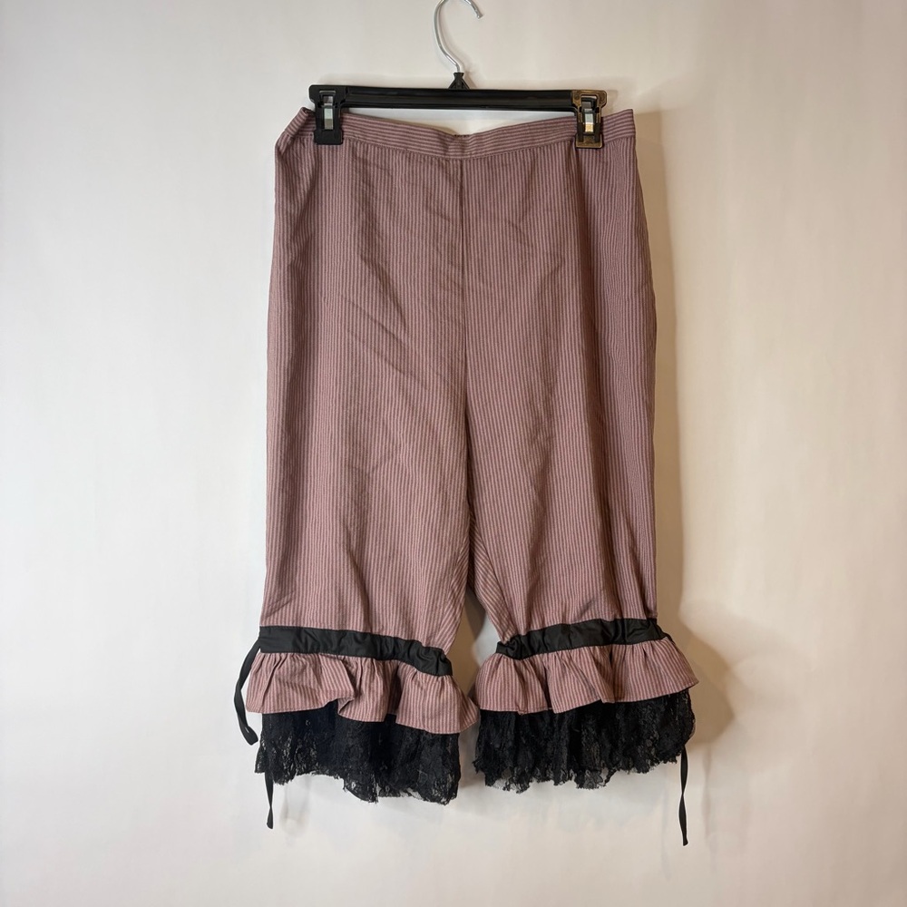 Pink Ruffle Hem Lace-Trim Bermuda Shorts